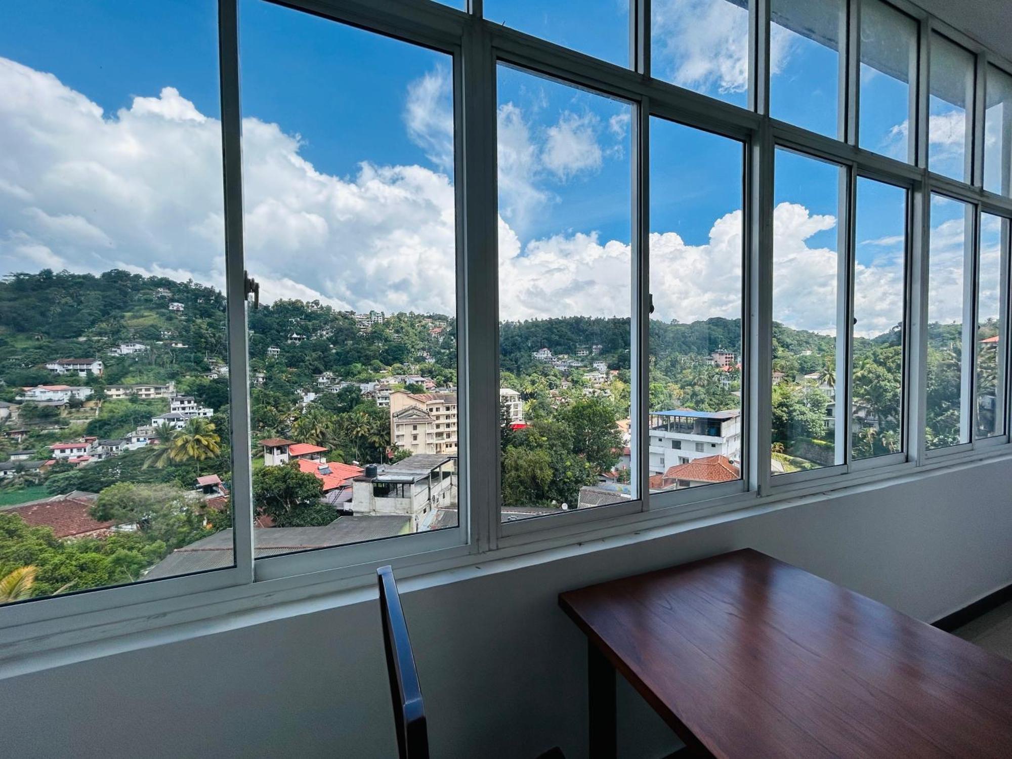 The Terrace Kandy Buitenkant foto